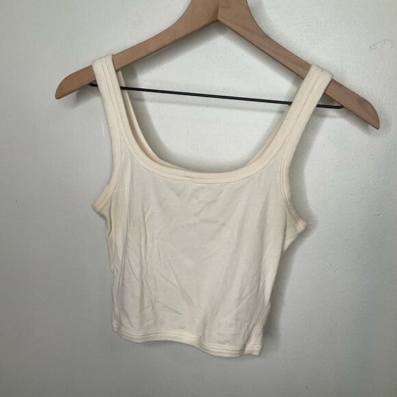 Lululemon Ribbed Cropped Tank Top - Picture 1 of 6
